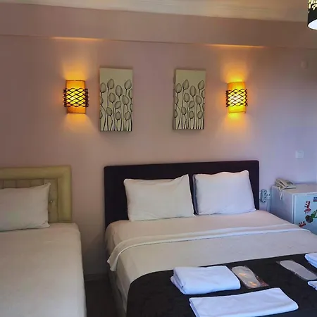 Yesim Aparthotel 3*